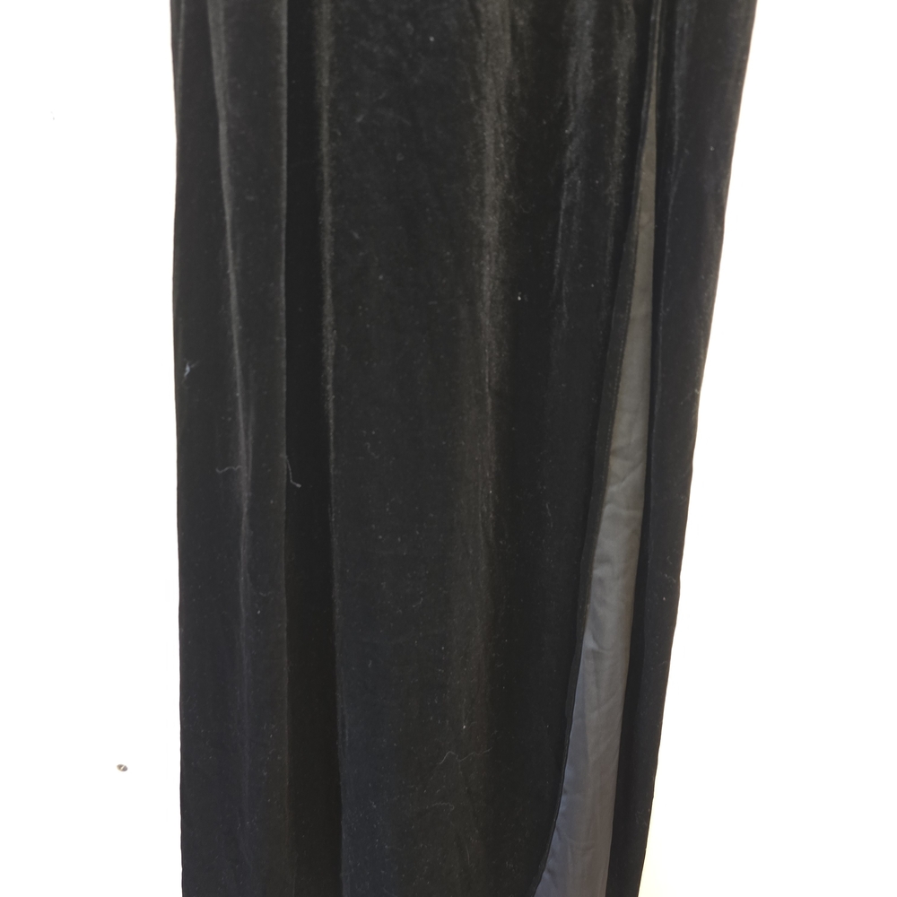 Chic Black Halter Maxi Dress - Picture 3 of 13